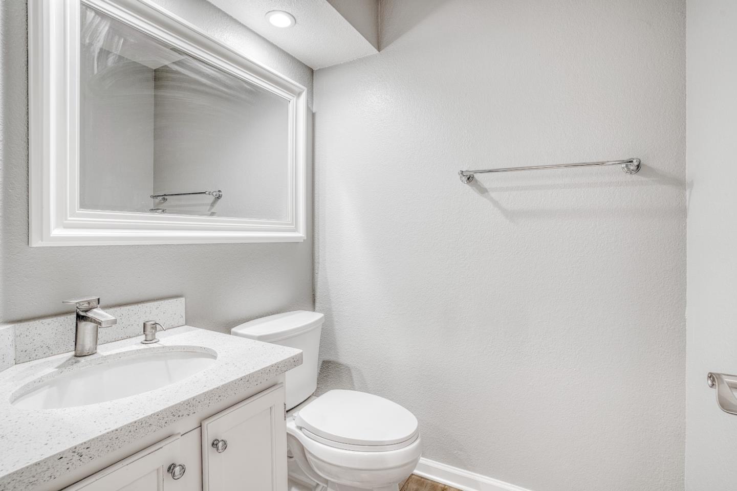 Detail Gallery Image 9 of 35 For 11870 Flanagan Ct, Dublin,  CA 94568 - 2 Beds | 1/1 Baths