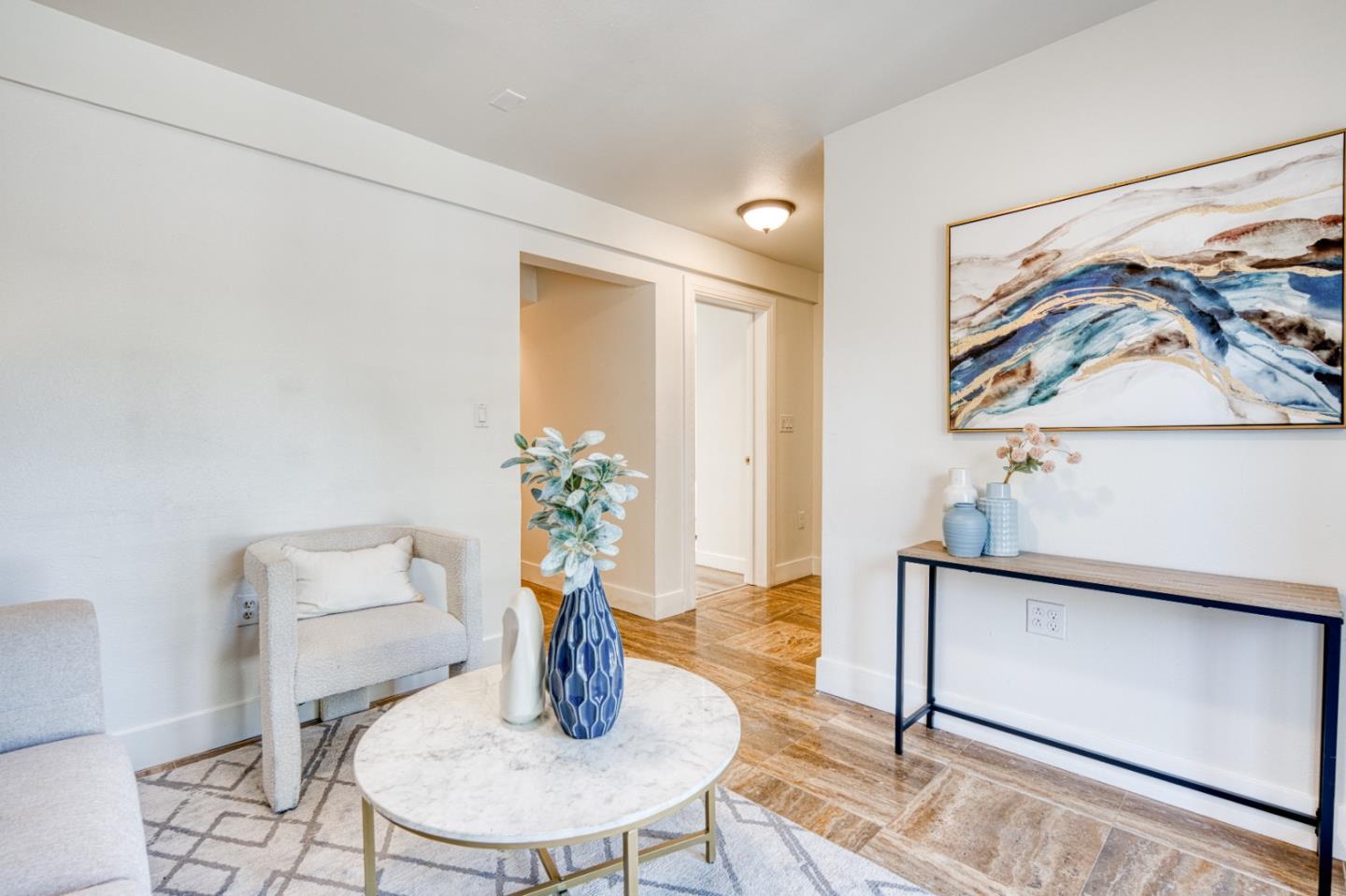 Detail Gallery Image 15 of 38 For 2036 E 20th St, Oakland,  CA 94606 - 4 Beds | 2 Baths