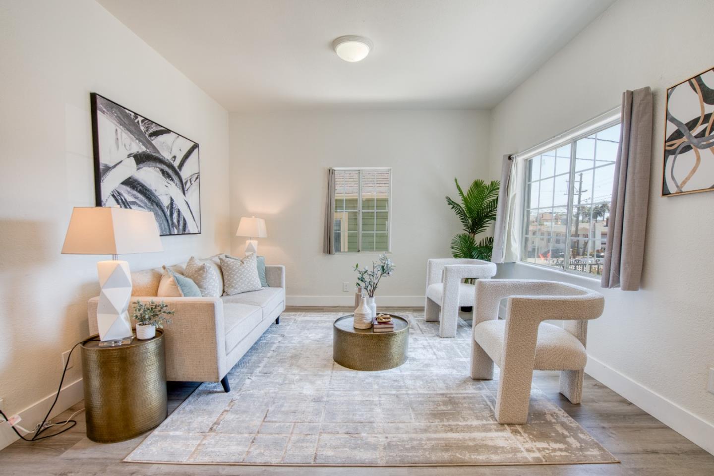 Detail Gallery Image 6 of 38 For 2036 E 20th St, Oakland,  CA 94606 - 4 Beds | 2 Baths