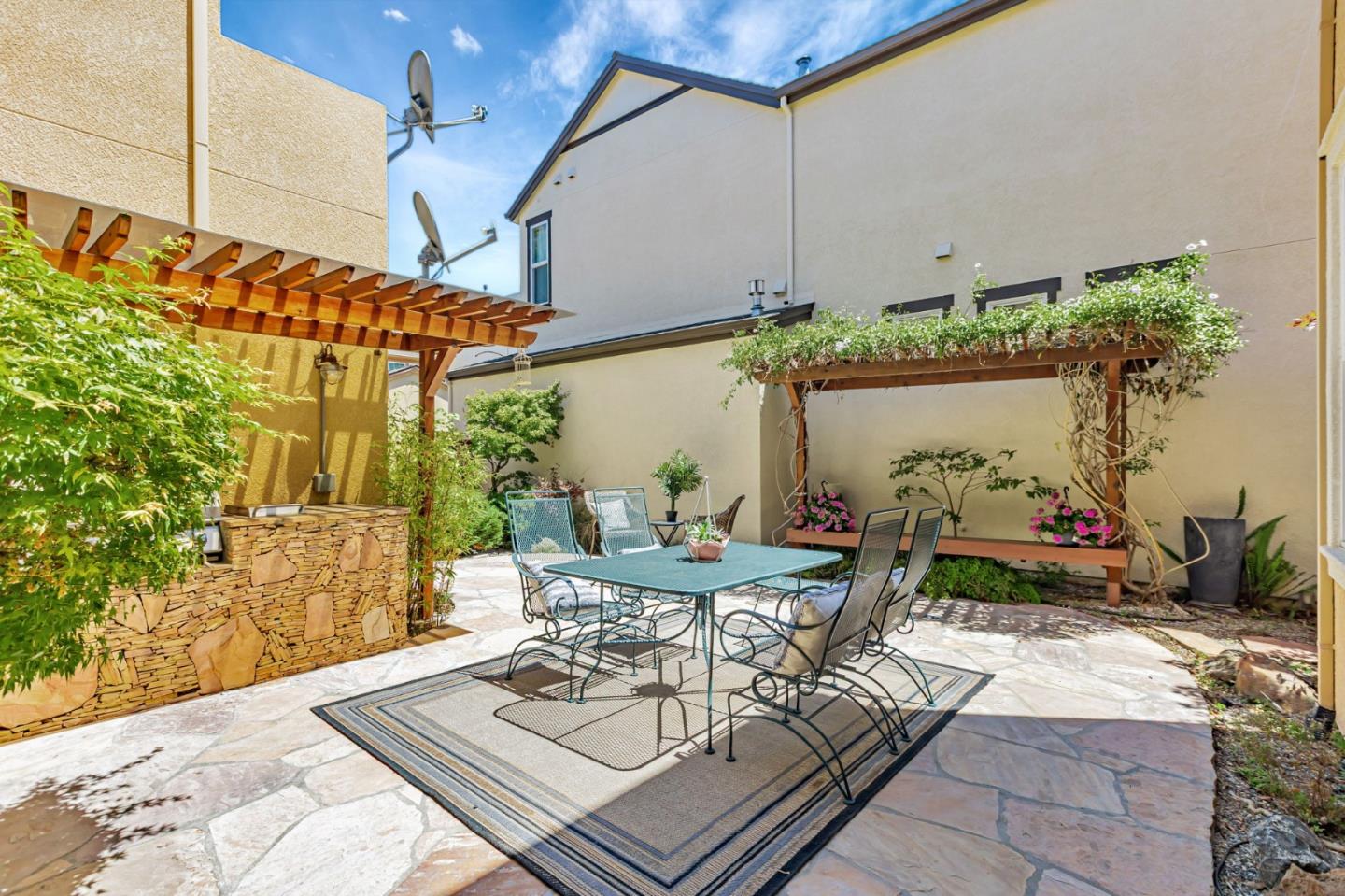 Detail Gallery Image 38 of 46 For 841 E River Pkwy, Santa Clara,  CA 95054 - 5 Beds | 3/1 Baths