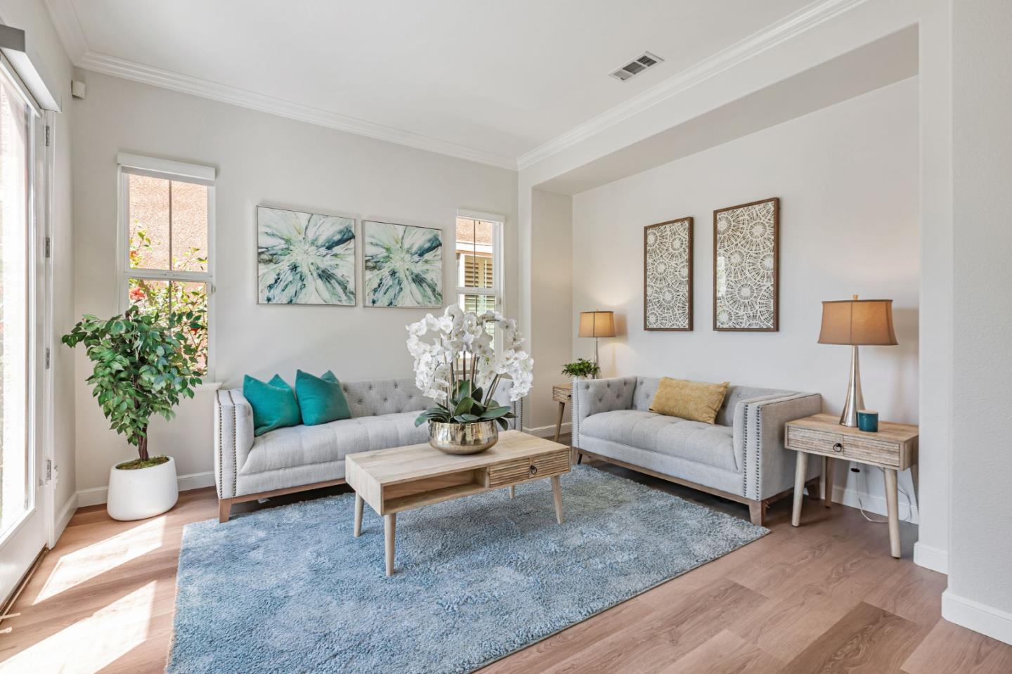 Detail Gallery Image 4 of 46 For 841 E River Pkwy, Santa Clara,  CA 95054 - 5 Beds | 3/1 Baths