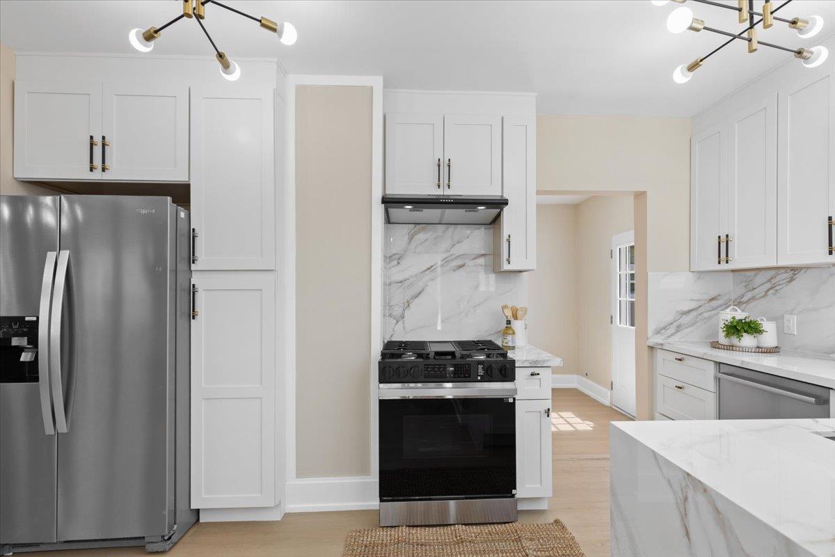 Detail Gallery Image 19 of 44 For 82 Hollywood Ave, San Jose,  CA 95112 - 4 Beds | 2 Baths