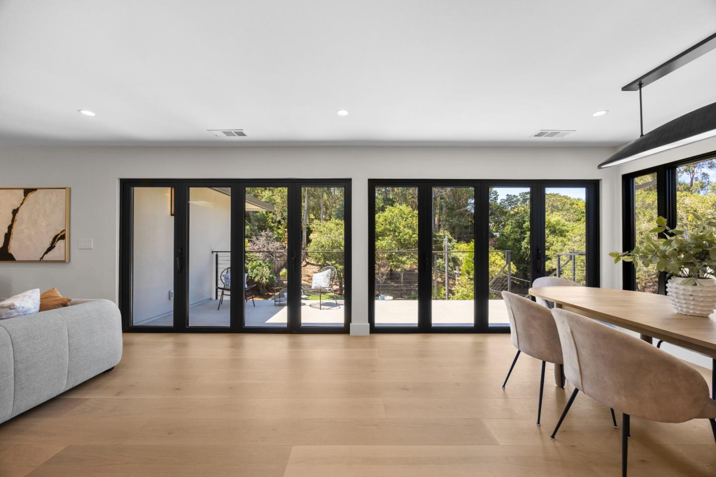 Detail Gallery Image 11 of 47 For 510 Yale Dr, San Mateo,  CA 94402 - 5 Beds | 3/1 Baths