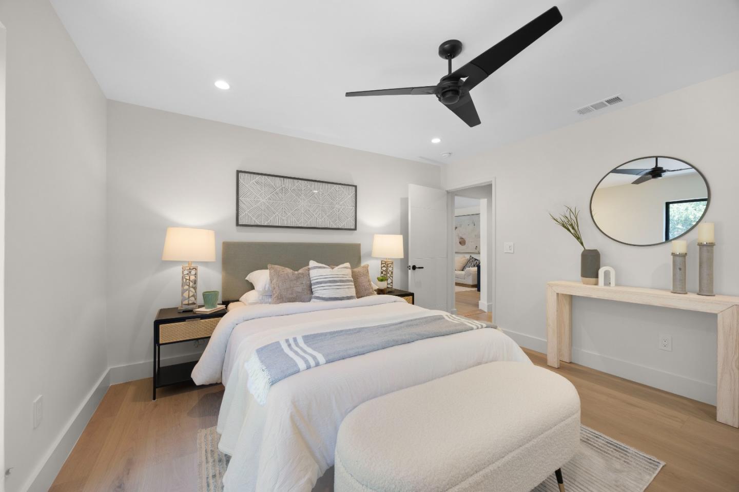 Detail Gallery Image 21 of 47 For 510 Yale Dr, San Mateo,  CA 94402 - 5 Beds | 3/1 Baths