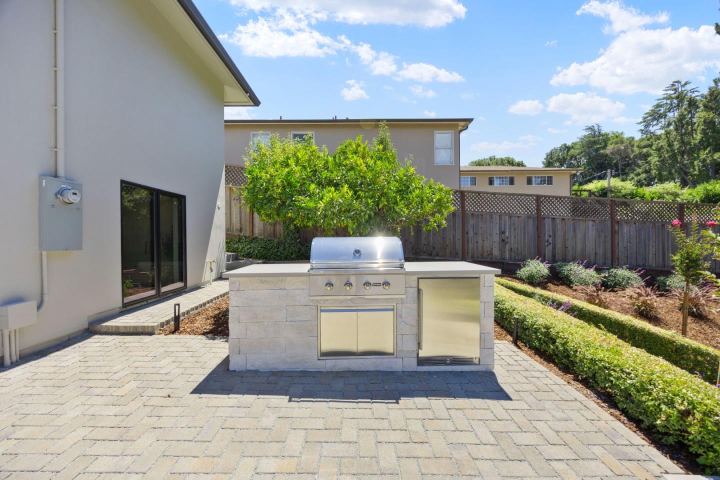 Detail Gallery Image 40 of 47 For 510 Yale Dr, San Mateo,  CA 94402 - 5 Beds | 3/1 Baths