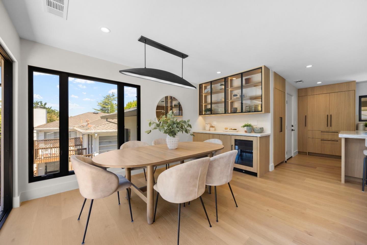 Detail Gallery Image 7 of 47 For 510 Yale Dr, San Mateo,  CA 94402 - 5 Beds | 3/1 Baths