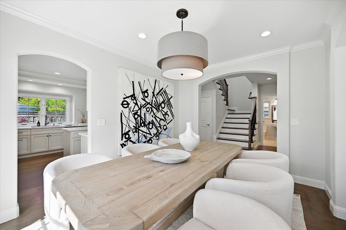 Detail Gallery Image 13 of 62 For 1021 Fife Ave, Palo Alto,  CA 94301 - 4 Beds | 3 Baths