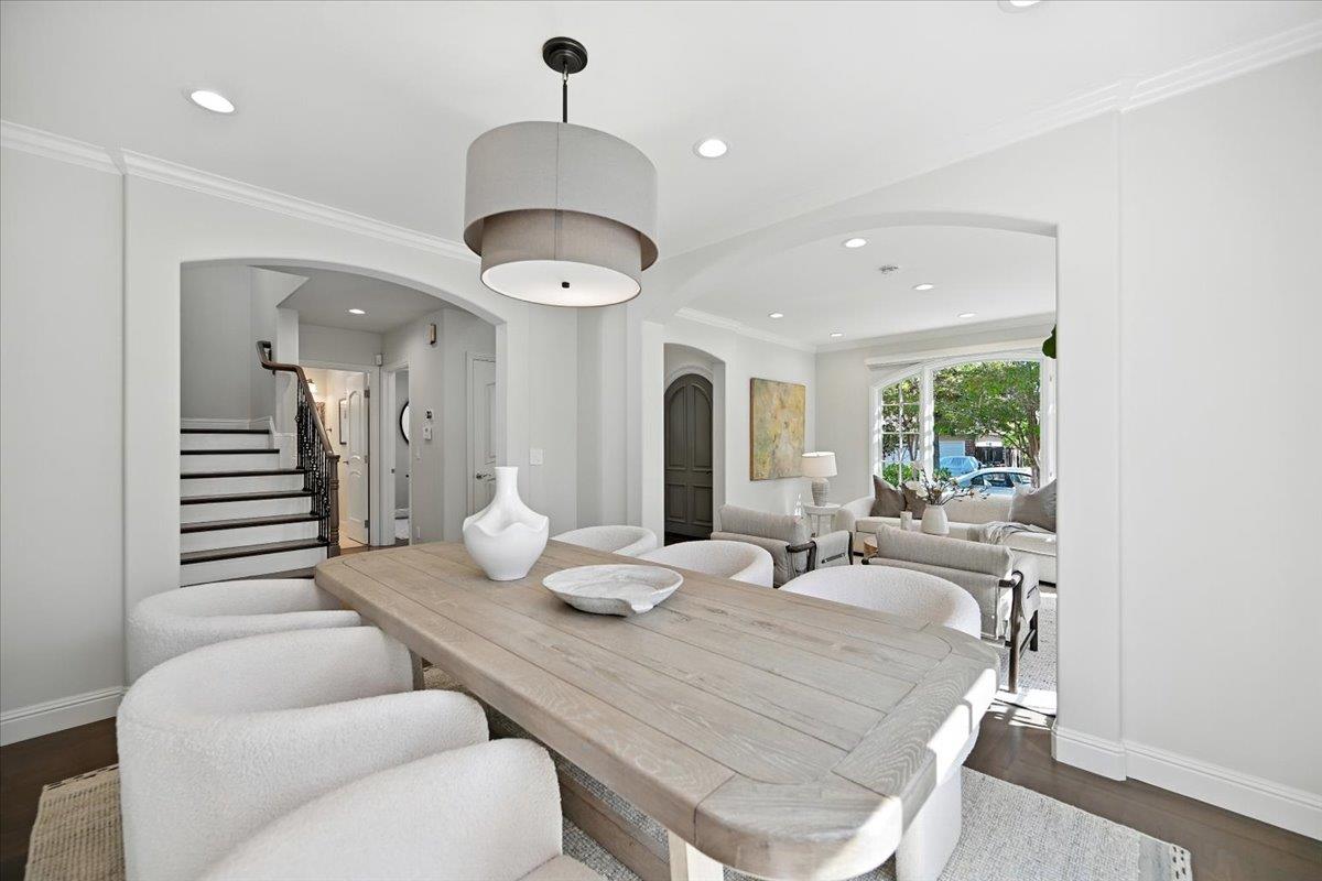Detail Gallery Image 14 of 62 For 1021 Fife Ave, Palo Alto,  CA 94301 - 4 Beds | 3 Baths