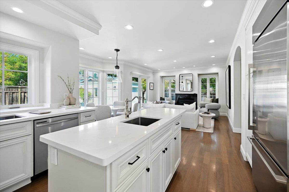 Detail Gallery Image 26 of 62 For 1021 Fife Ave, Palo Alto,  CA 94301 - 4 Beds | 3 Baths