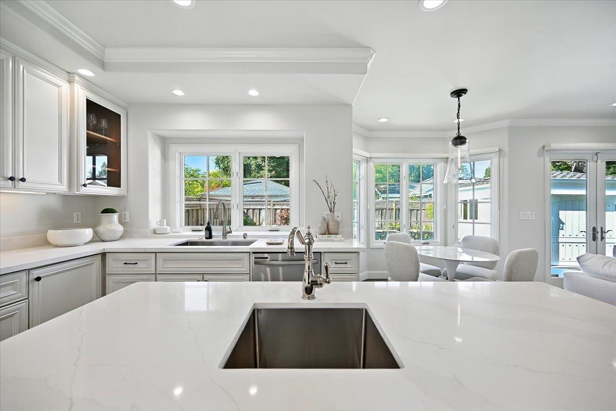 Detail Gallery Image 27 of 62 For 1021 Fife Ave, Palo Alto,  CA 94301 - 4 Beds | 3 Baths