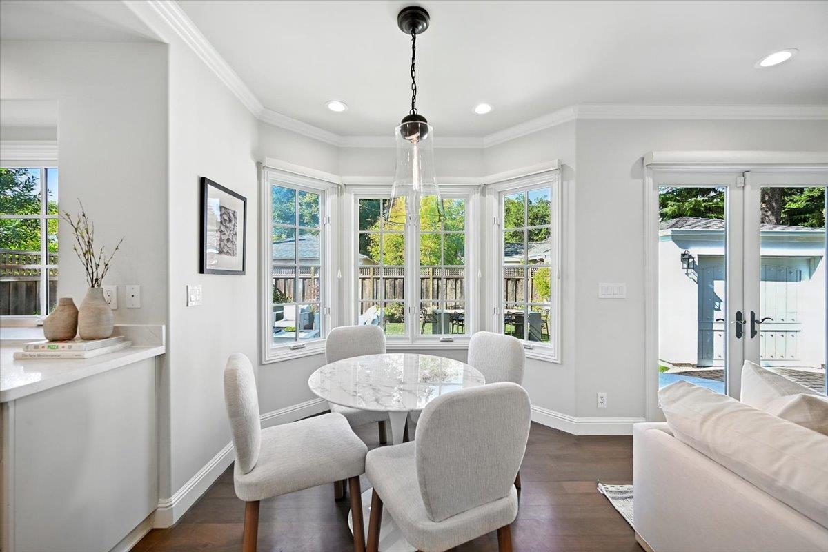 Detail Gallery Image 28 of 62 For 1021 Fife Ave, Palo Alto,  CA 94301 - 4 Beds | 3 Baths