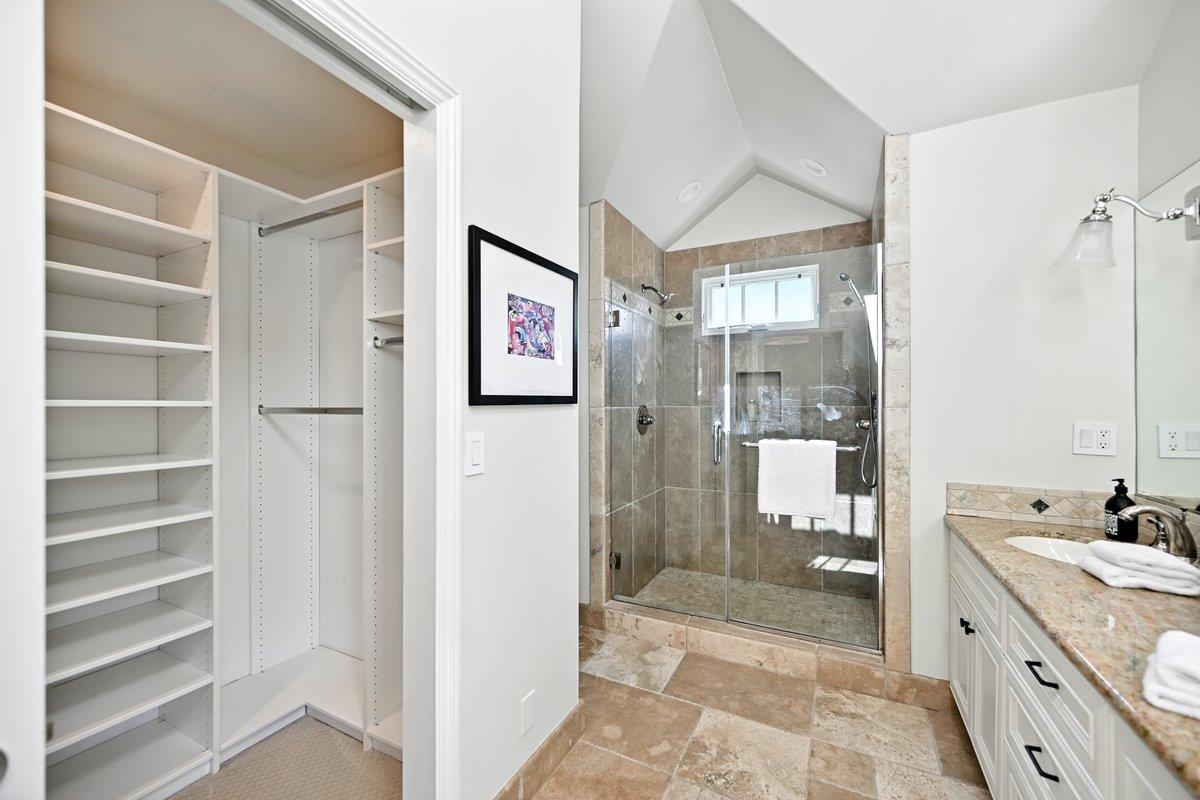 Detail Gallery Image 41 of 62 For 1021 Fife Ave, Palo Alto,  CA 94301 - 4 Beds | 3 Baths