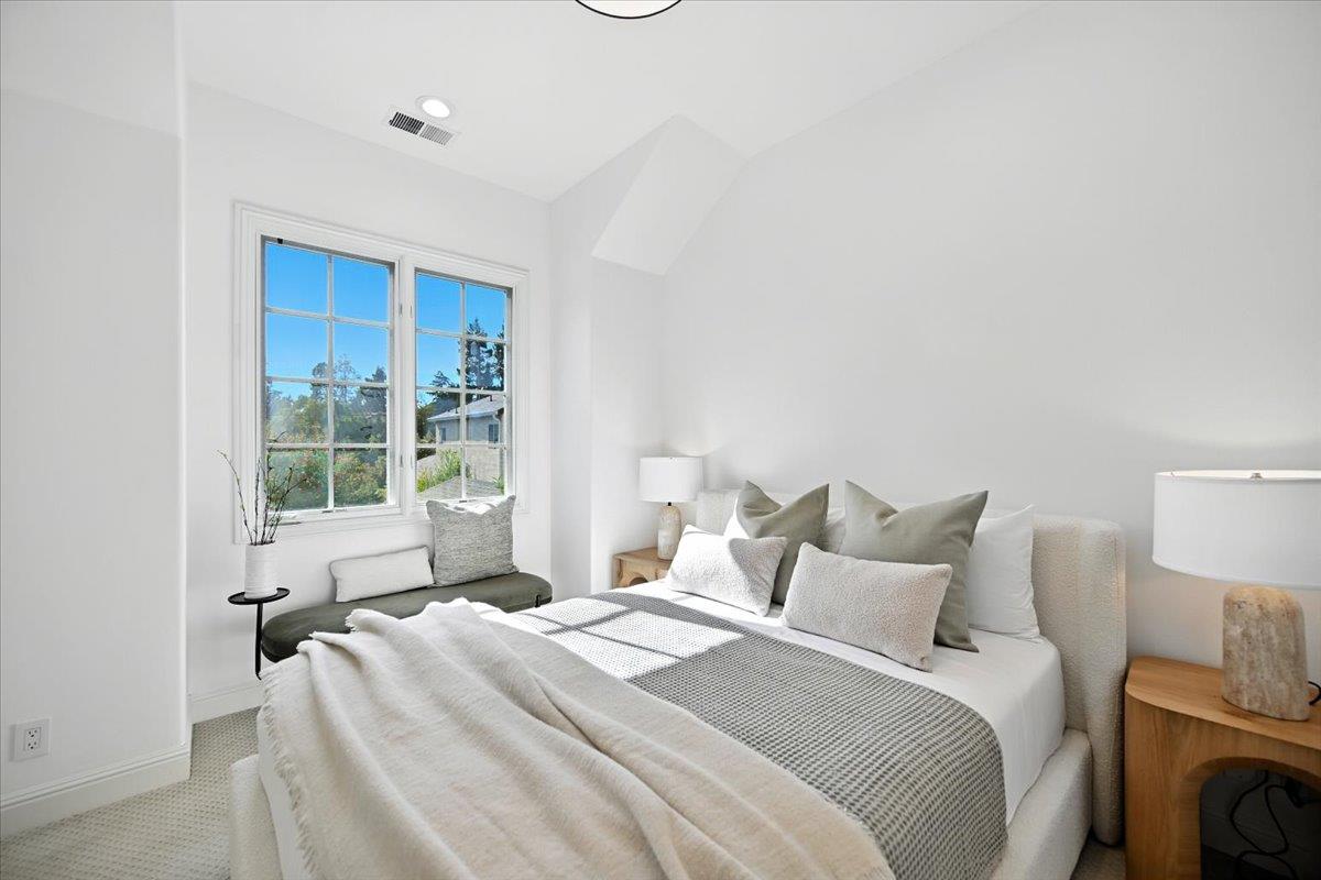 Detail Gallery Image 42 of 62 For 1021 Fife Ave, Palo Alto,  CA 94301 - 4 Beds | 3 Baths