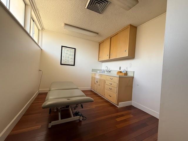 Detail Gallery Image 5 of 7 For 505 E Romie Ln #I,  Salinas,  CA 93901 - – Beds | – Baths