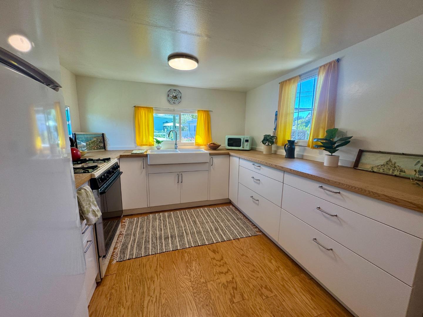 Detail Gallery Image 4 of 23 For 2120 N Pacific Ave #53,  Santa Cruz,  CA 95060 - 1 Beds | 1 Baths