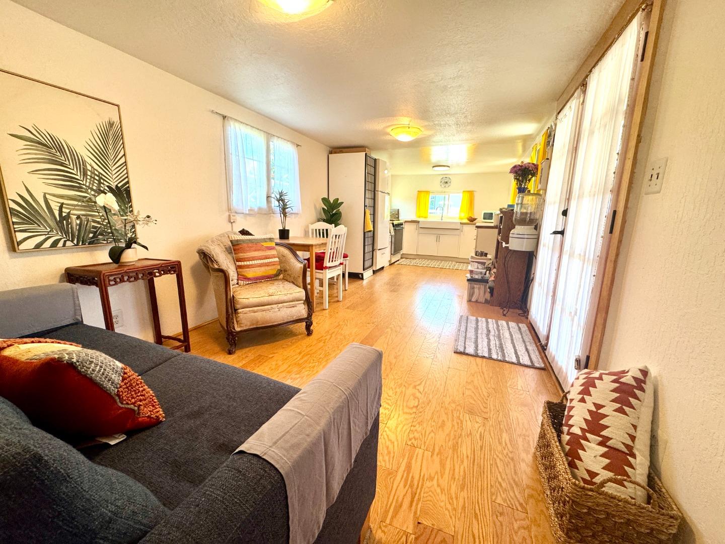 Detail Gallery Image 8 of 23 For 2120 N Pacific Ave #53,  Santa Cruz,  CA 95060 - 1 Beds | 1 Baths