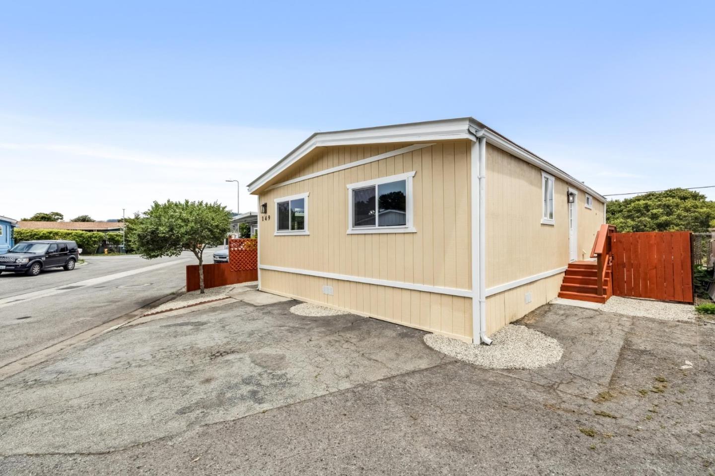 Detail Gallery Image 2 of 38 For 149 Barranca Ln #149,  Moss Beach,  CA 94038 - 2 Beds | 2 Baths