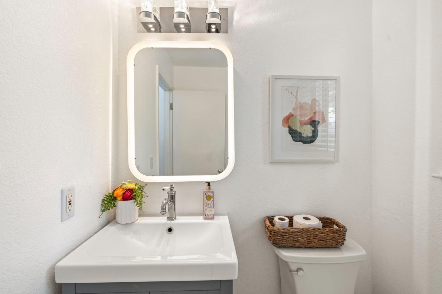 Detail Gallery Image 21 of 51 For 3 Saint Louis Ln, Pleasant Hill,  CA 94523 - 4 Beds | 2/1 Baths