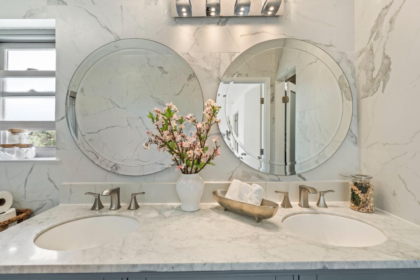 Detail Gallery Image 26 of 51 For 3 Saint Louis Ln, Pleasant Hill,  CA 94523 - 4 Beds | 2/1 Baths