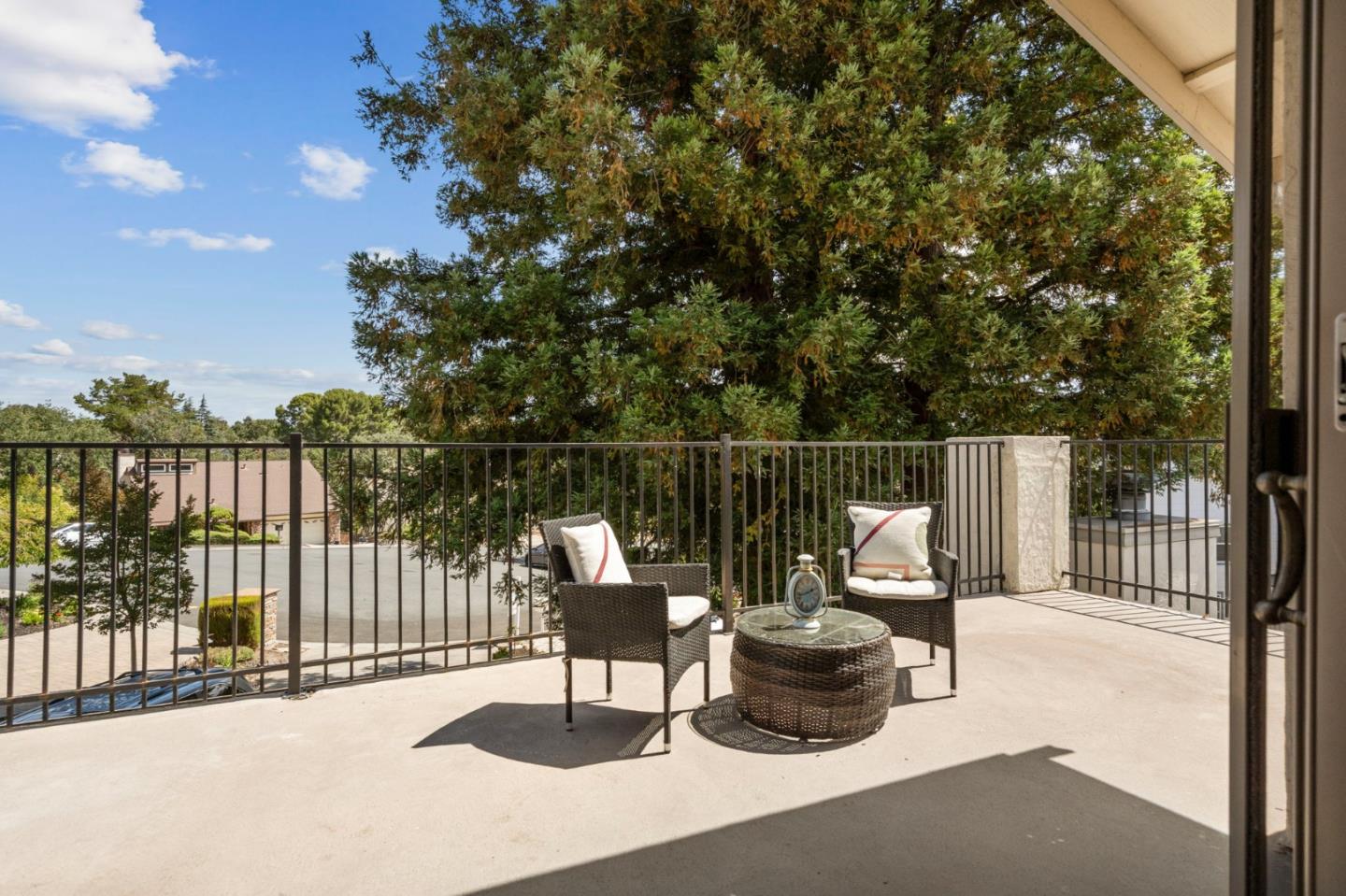 Detail Gallery Image 33 of 51 For 3 Saint Louis Ln, Pleasant Hill,  CA 94523 - 4 Beds | 2/1 Baths