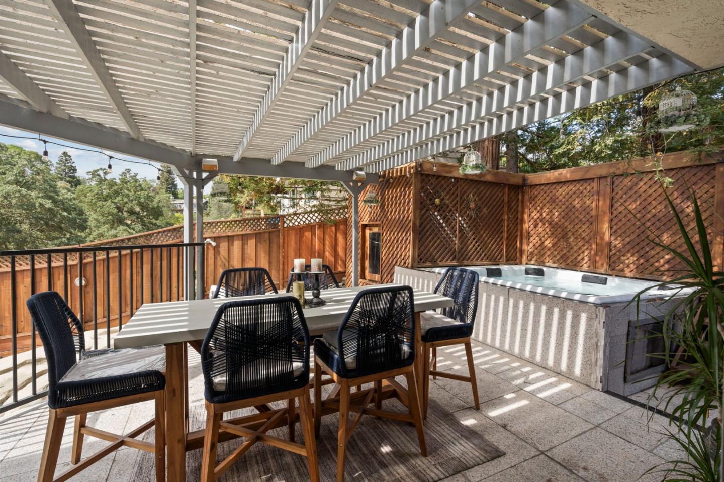 Detail Gallery Image 47 of 51 For 3 Saint Louis Ln, Pleasant Hill,  CA 94523 - 4 Beds | 2/1 Baths