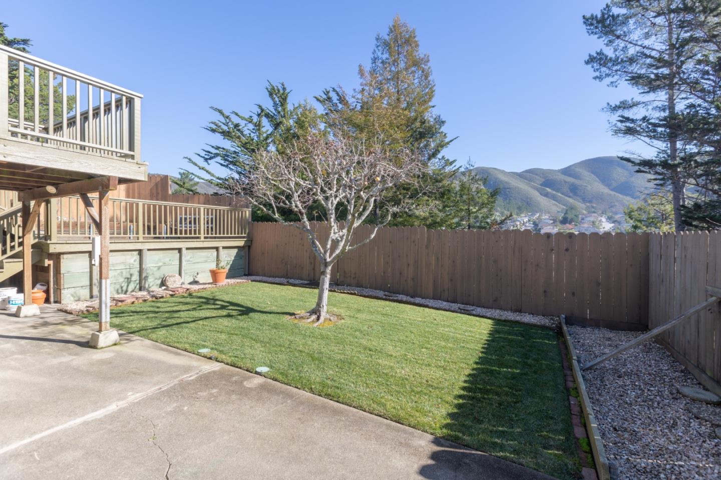 Detail Gallery Image 19 of 21 For 1122 Grand Teton Dr, Pacifica,  CA 94044 - 3 Beds | 2 Baths