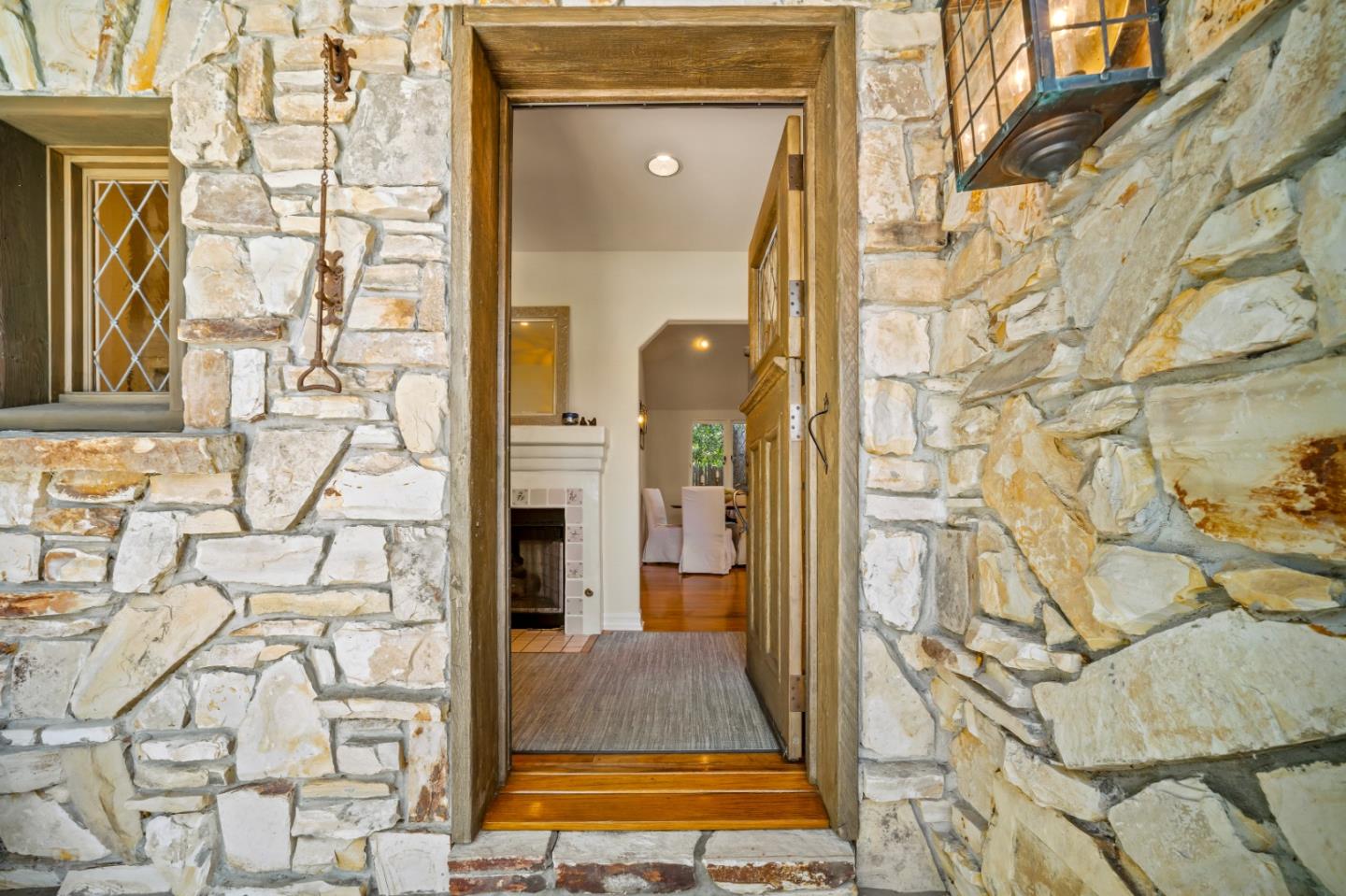 Detail Gallery Image 3 of 29 For 0 Se Corner Santa Rita and 6th, Carmel,  CA 93921 - 3 Beds | 3 Baths