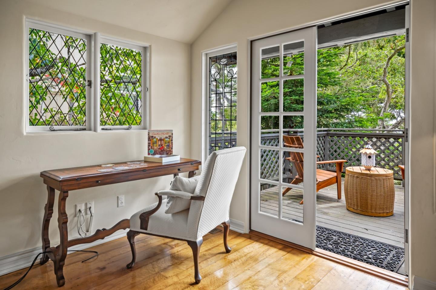 Detail Gallery Image 7 of 29 For 0 Se Corner Santa Rita and 6th, Carmel,  CA 93921 - 3 Beds | 3 Baths