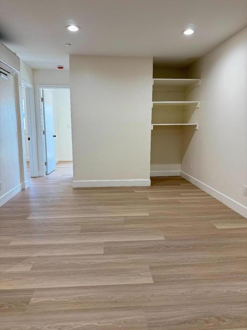 Detail Gallery Image 2 of 8 For 318 3rd Lane a,  South San Francisco,  CA 94080 - 3 Beds | 1 Baths
