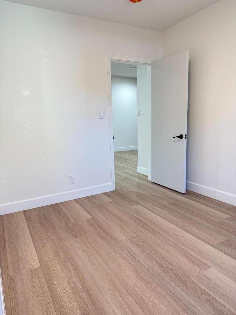 Detail Gallery Image 4 of 8 For 318 3rd Lane a,  South San Francisco,  CA 94080 - 3 Beds | 1 Baths