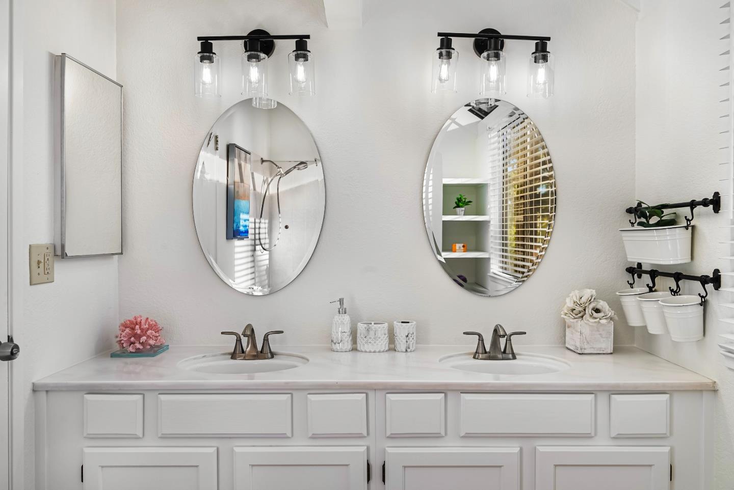 Detail Gallery Image 27 of 49 For 181 Centre St #29,  Mountain View,  CA 94041 - 2 Beds | 2 Baths