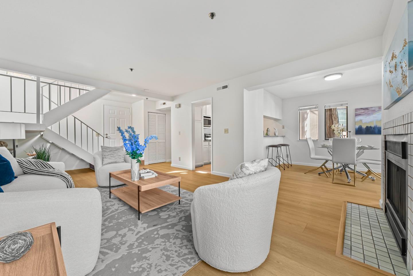 Detail Gallery Image 5 of 49 For 181 Centre St #29,  Mountain View,  CA 94041 - 2 Beds | 2 Baths