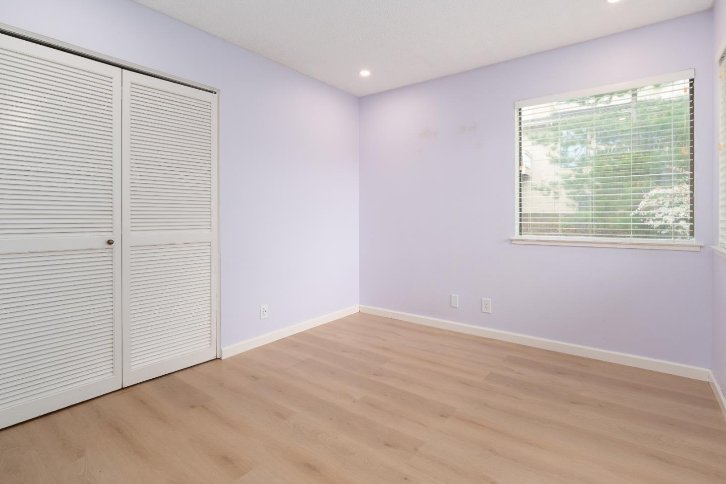 Detail Gallery Image 26 of 44 For 6 Sorrel Ln, San Carlos,  CA 94070 - 3 Beds | 2/1 Baths