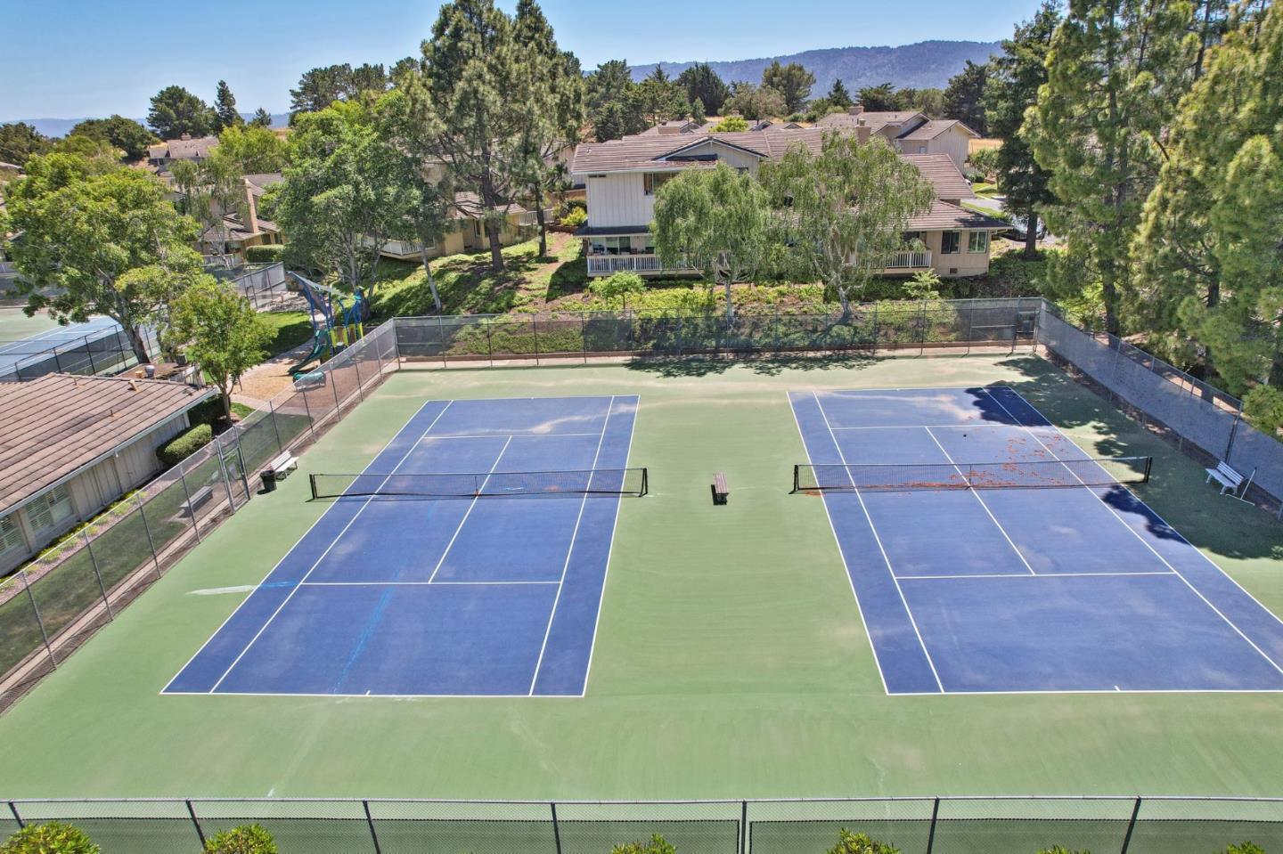 Detail Gallery Image 42 of 44 For 6 Sorrel Ln, San Carlos,  CA 94070 - 3 Beds | 2/1 Baths