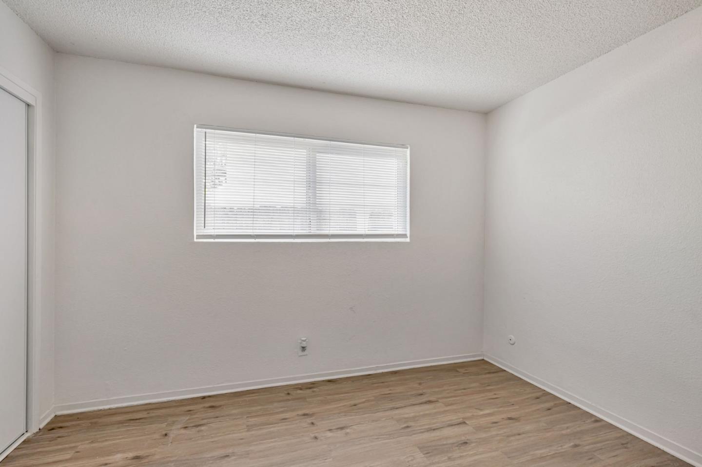 Detail Gallery Image 15 of 19 For 360 N Calaveras St, Fresno,  CA 93701 - – Beds | – Baths