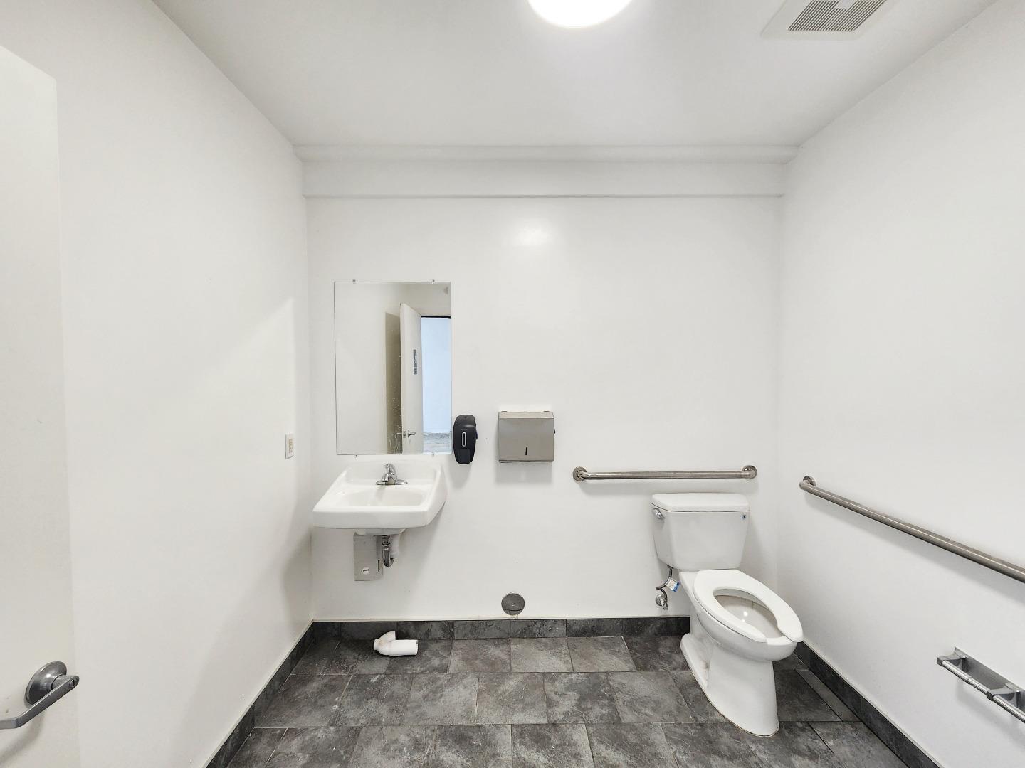 Detail Gallery Image 9 of 29 For 42 37th Ave, San Mateo,  CA 94403 - – Beds | – Baths