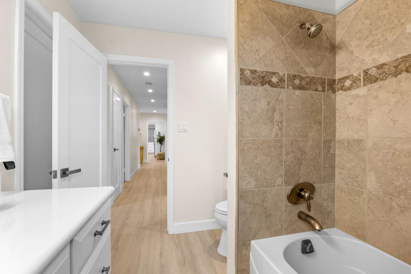 Detail Gallery Image 29 of 72 For 16251 Lilac Ln, Los Gatos,  CA 95032 - 5 Beds | 3 Baths