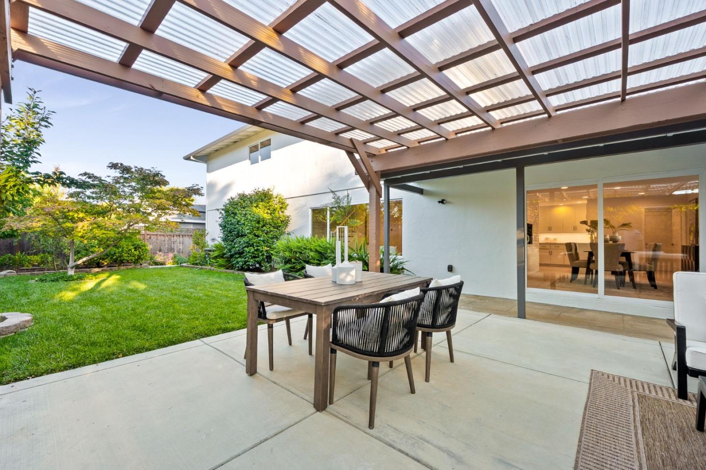 Detail Gallery Image 48 of 72 For 16251 Lilac Ln, Los Gatos,  CA 95032 - 5 Beds | 3 Baths