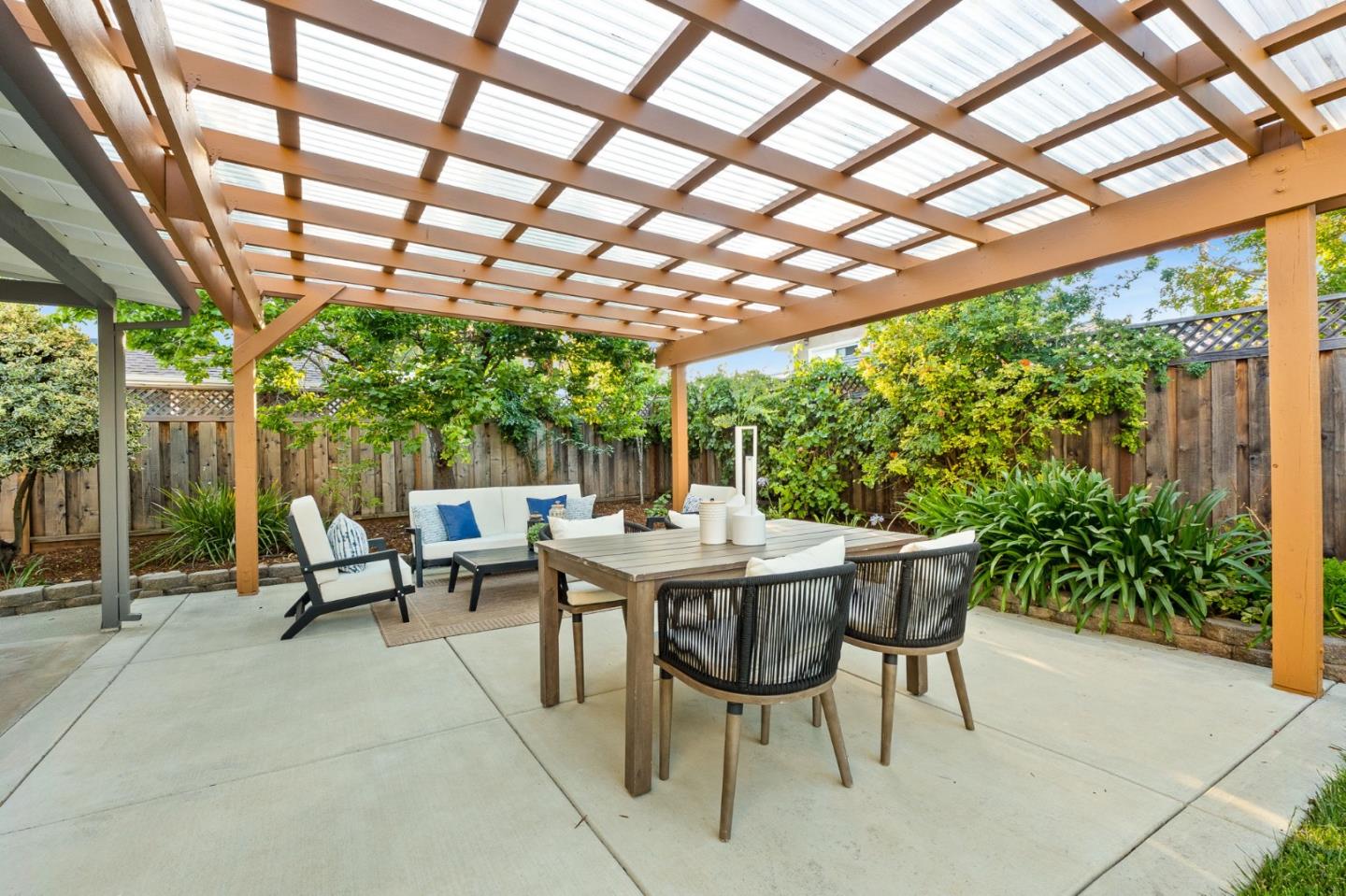 Detail Gallery Image 49 of 72 For 16251 Lilac Ln, Los Gatos,  CA 95032 - 5 Beds | 3 Baths