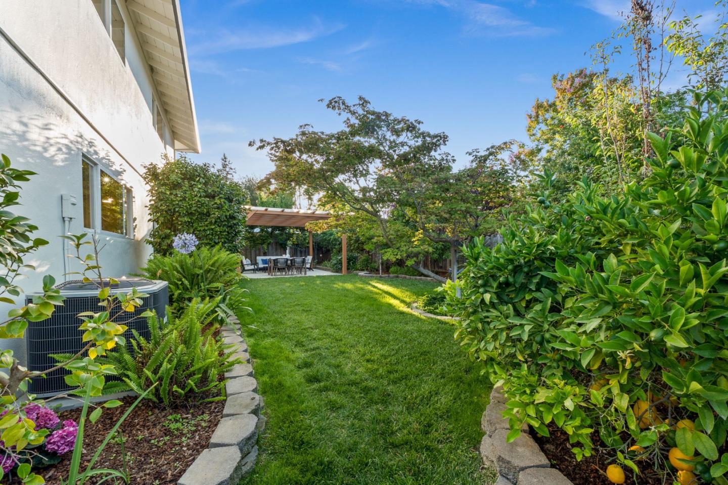 Detail Gallery Image 52 of 72 For 16251 Lilac Ln, Los Gatos,  CA 95032 - 5 Beds | 3 Baths