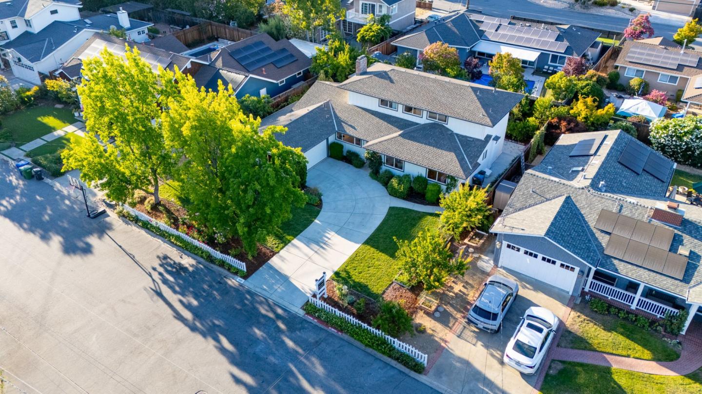 Detail Gallery Image 60 of 72 For 16251 Lilac Ln, Los Gatos,  CA 95032 - 5 Beds | 3 Baths