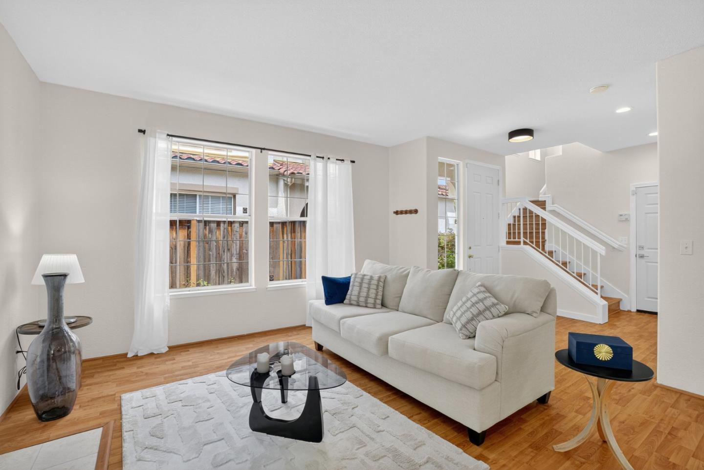 Detail Gallery Image 6 of 39 For 612 Villa Centre Way, San Jose,  CA 95128 - 3 Beds | 2/1 Baths