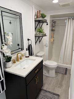 Detail Gallery Image 18 of 32 For 951 Belden St, Monterey,  CA 93940 - 3 Beds | 2 Baths