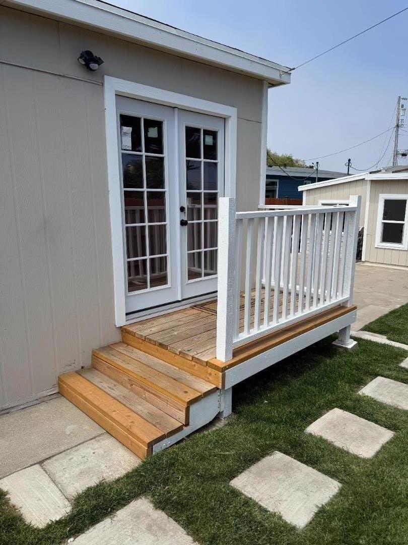 Detail Gallery Image 28 of 32 For 951 Belden St, Monterey,  CA 93940 - 3 Beds | 2 Baths