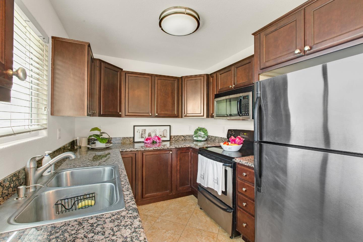 Detail Gallery Image 14 of 24 For 4970 Cherry Ave #215,  San Jose,  CA 95118 - 1 Beds | 1 Baths