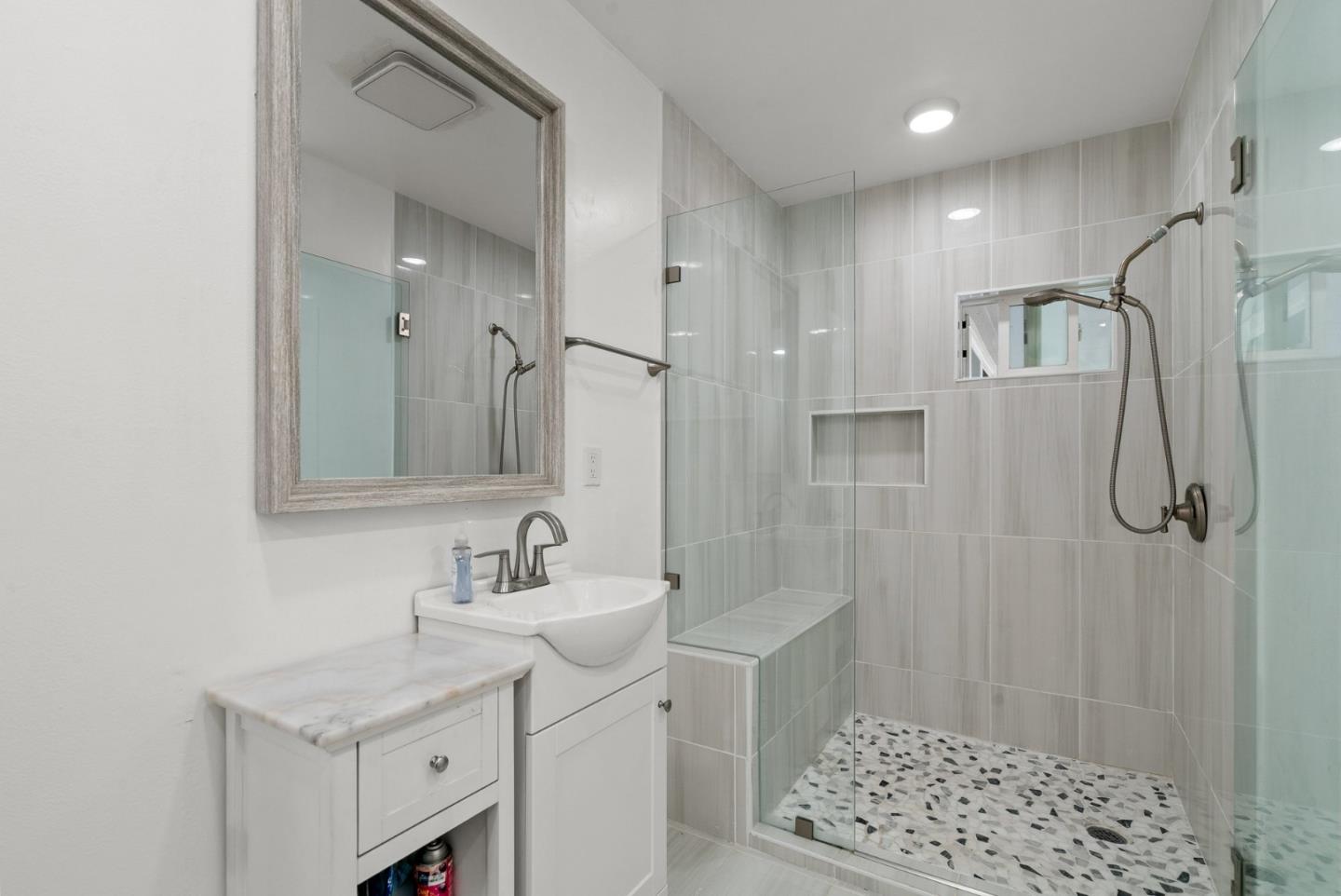 Detail Gallery Image 15 of 35 For 70 College Rd, Watsonville,  CA 95076 - 3 Beds | 2 Baths
