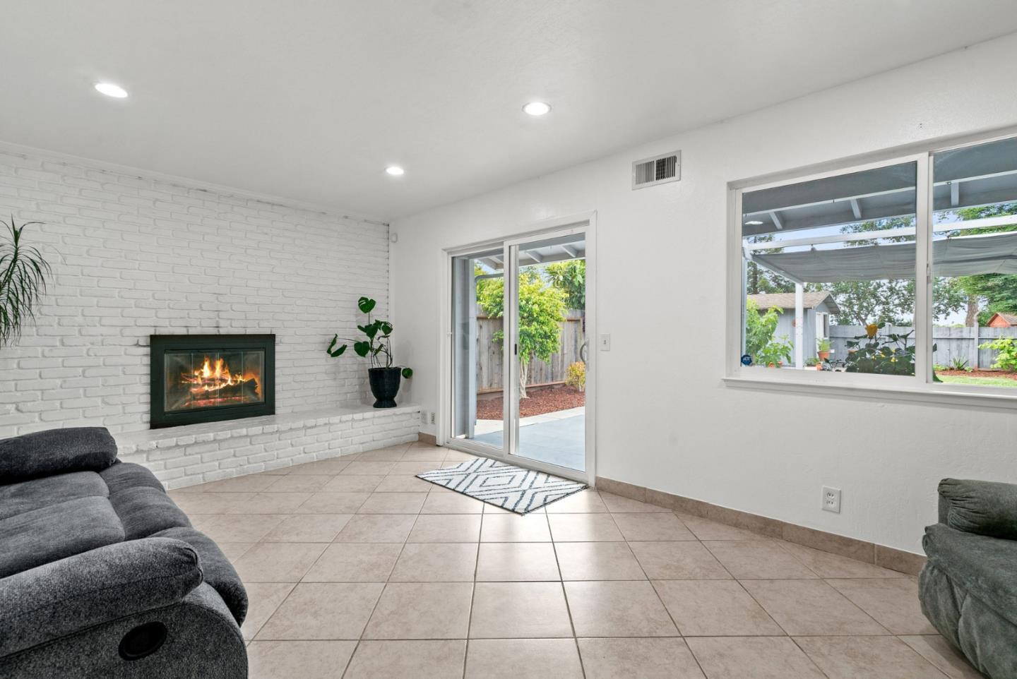 Detail Gallery Image 22 of 35 For 70 College Rd, Watsonville,  CA 95076 - 3 Beds | 2 Baths