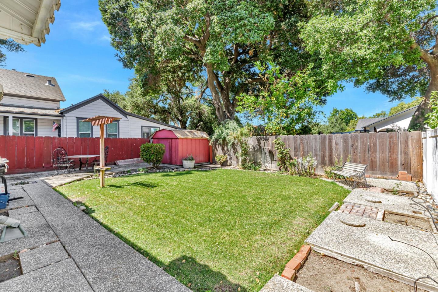 Detail Gallery Image 18 of 19 For 1010 Monterey St, Hollister,  CA 95023 - 2 Beds | 1 Baths