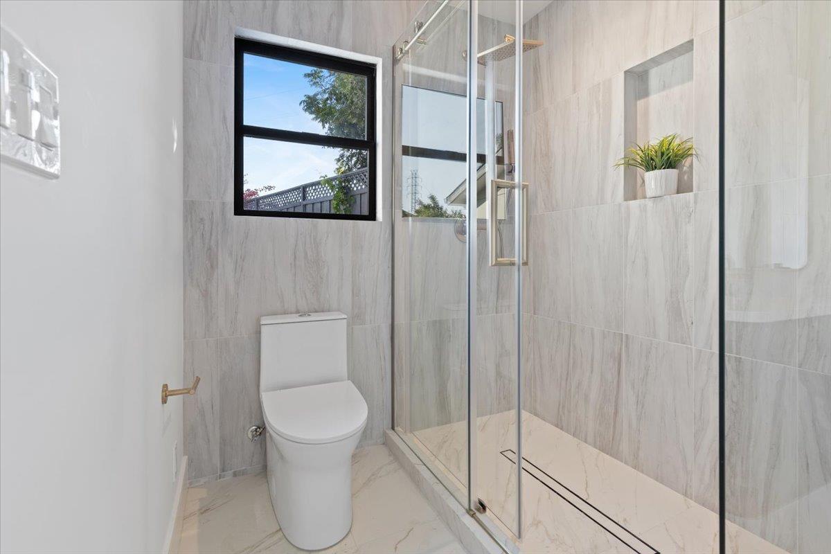 Detail Gallery Image 27 of 36 For 3016 Nieman Blvd, San Jose,  CA 95148 - 5 Beds | 3 Baths