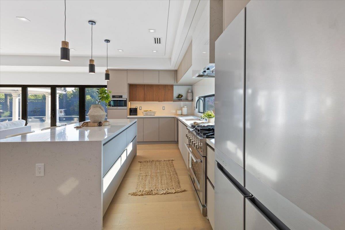 Detail Gallery Image 5 of 36 For 3016 Nieman Blvd, San Jose,  CA 95148 - 5 Beds | 3 Baths